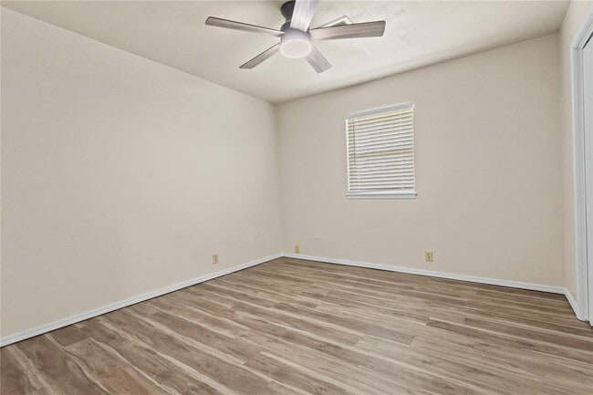 Building Photo - 1308 Lee St