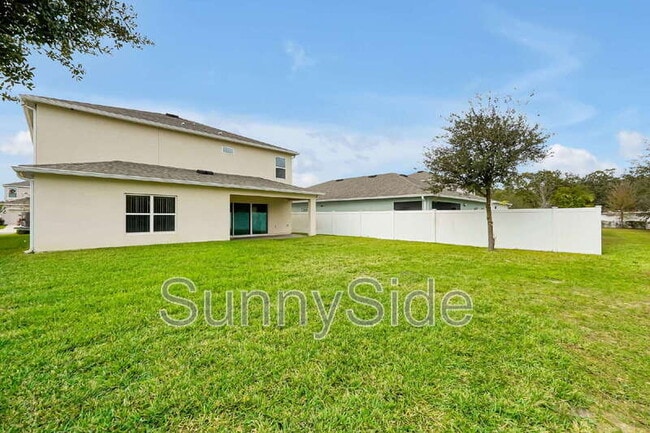 Building Photo - 10116 Grande Lp