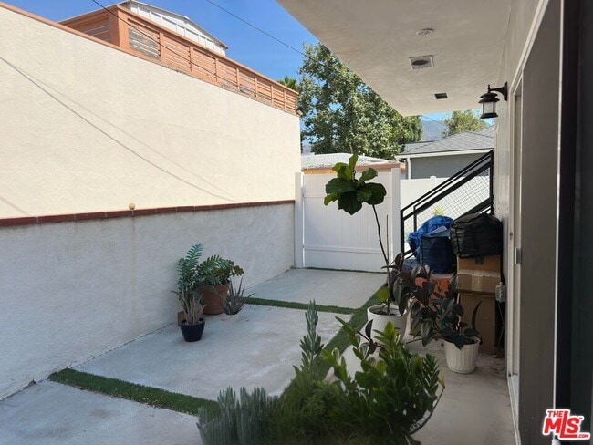 Building Photo - 3807 W Heffron Dr