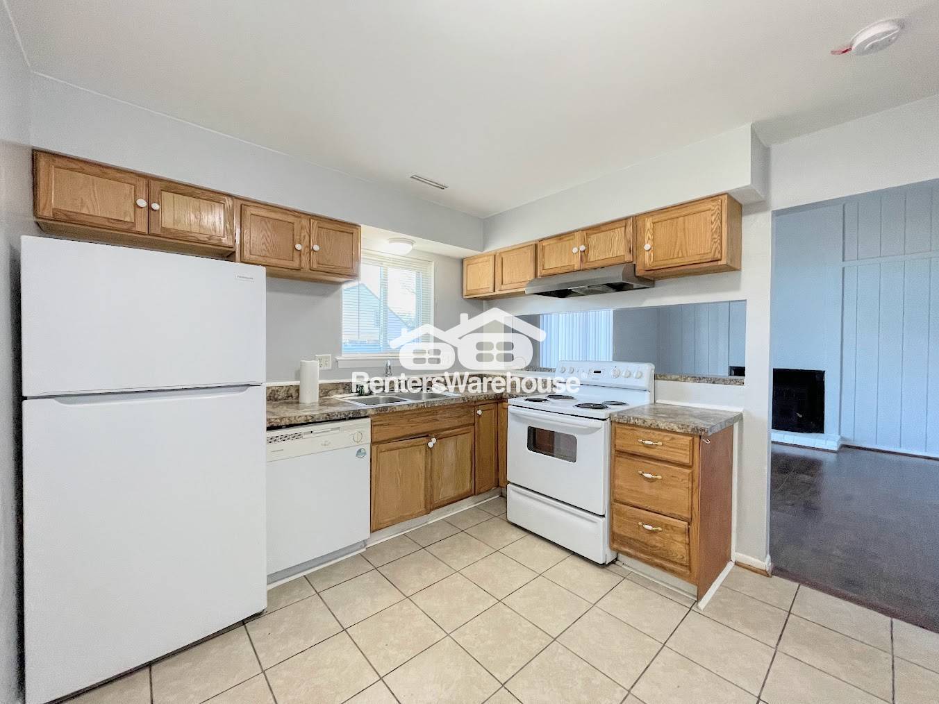 Building Photo - 5775 Albright Dr