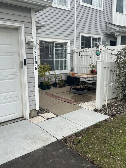 outdoor patio - 13196 Spencer Sweet Pea Ln