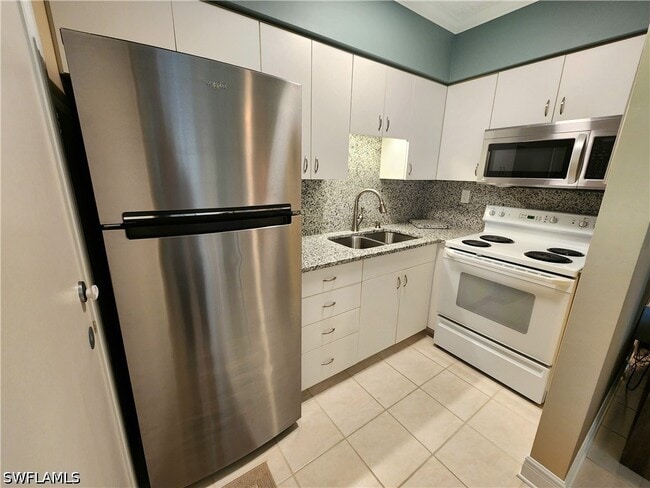 Building Photo - 167 N Collier Blvd