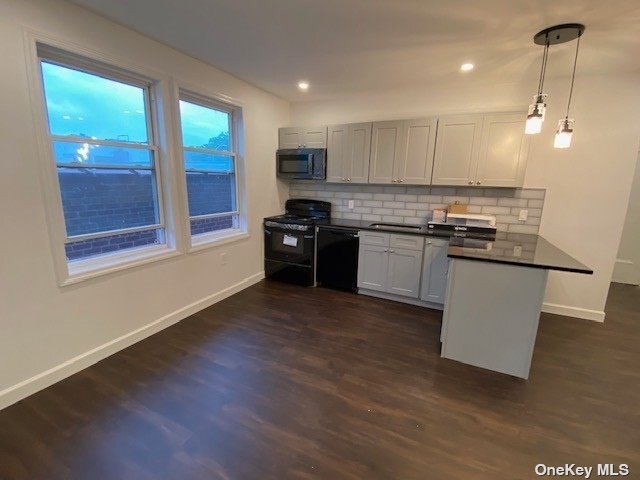 Building Photo - 79-78 77th Rd