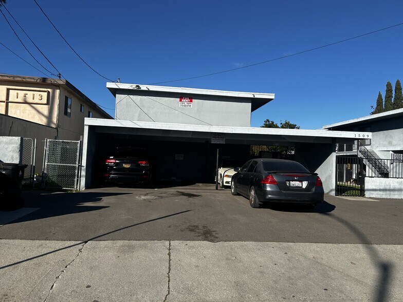 COVERED PARKING - 1505 Del Amo Blvd