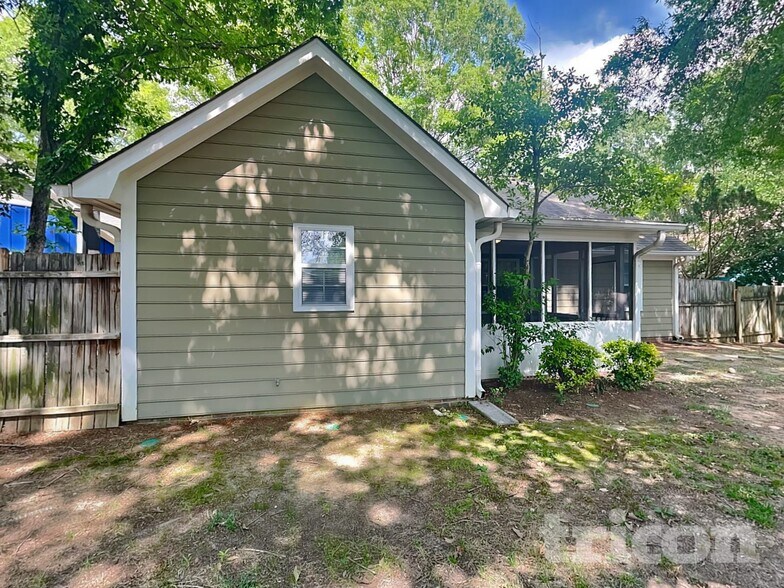 Building Photo - 332 Glenridge Ct