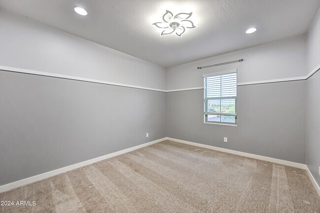 Building Photo - 22434 N 94th Ln