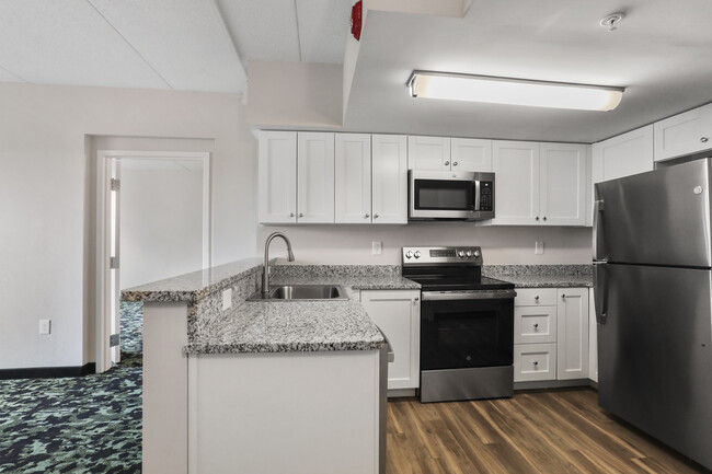 Kitchen - Residences at Rumsey Place