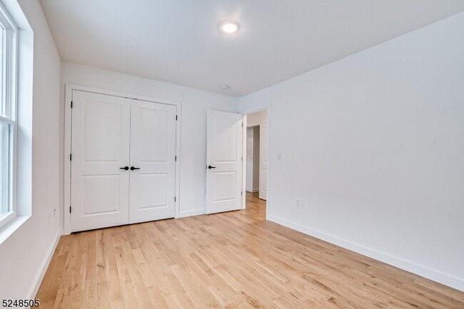Building Photo - 708 Seaport Dr.