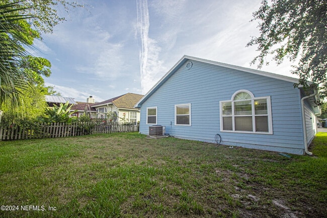 Building Photo - 153 Patrick Mill Cir