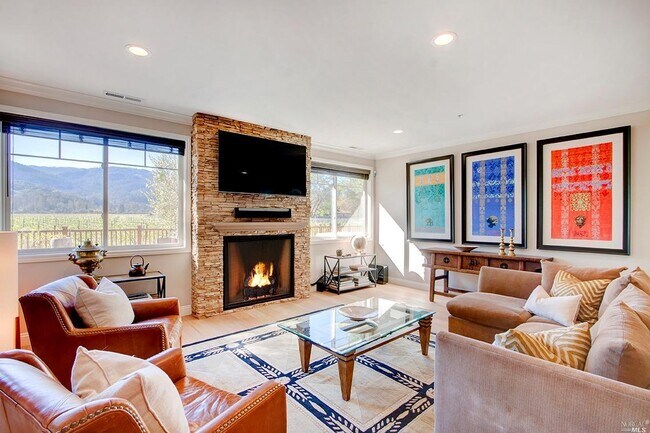 Building Photo - 109 Dahlia St