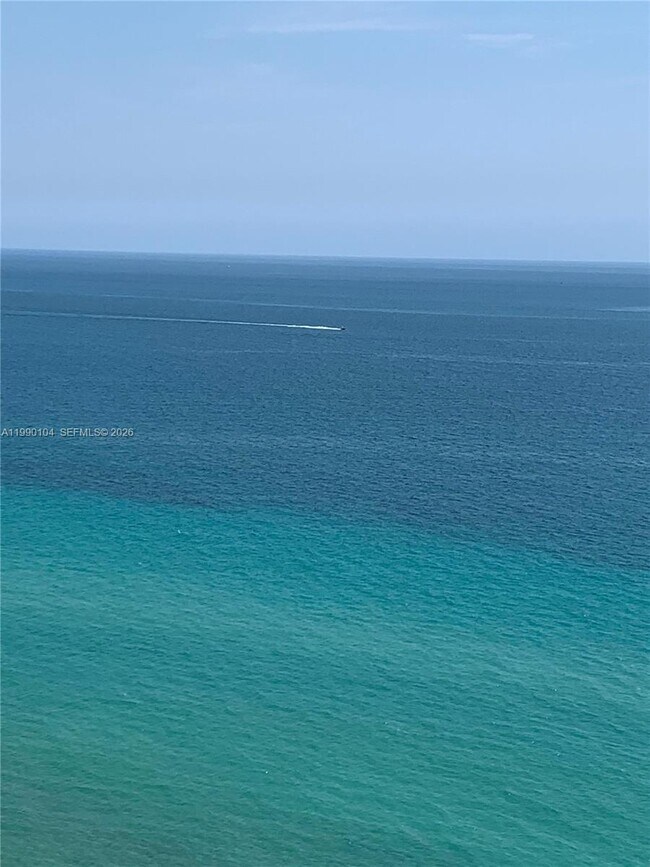 Building Photo - 1850 S Ocean Dr