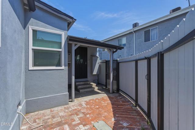 Building Photo - 250 S Ave 55