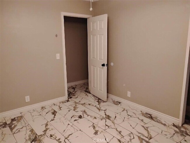 Building Photo - 44755 Jefferson Ct