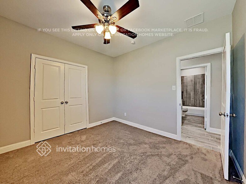 Building Photo - 1638 Luckenbach Dr