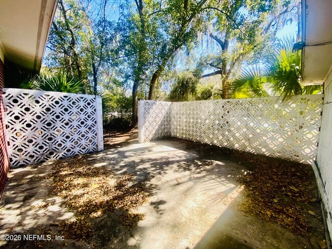 Building Photo - 8469 San Clemente Dr