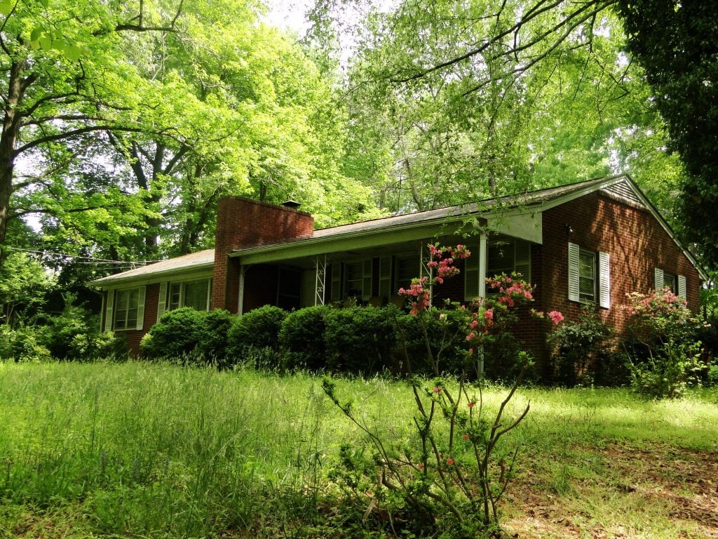Front - 103 Gail Ct