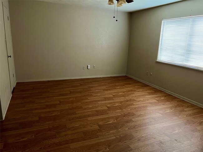 Building Photo - 16915 Grampin Dr