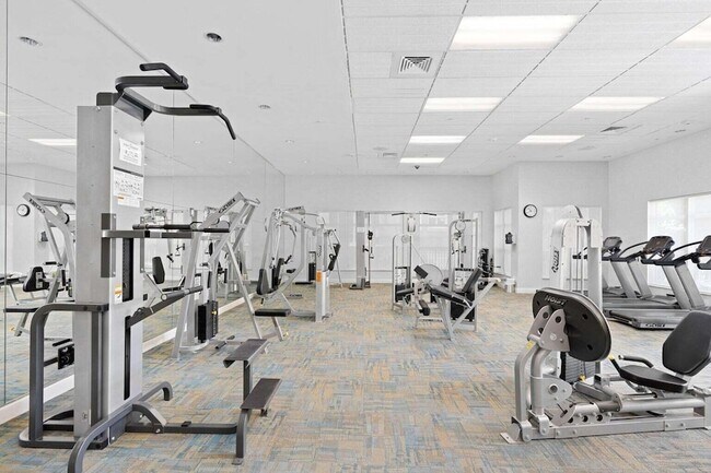 Building Photo - 600 S Dixie Hwy