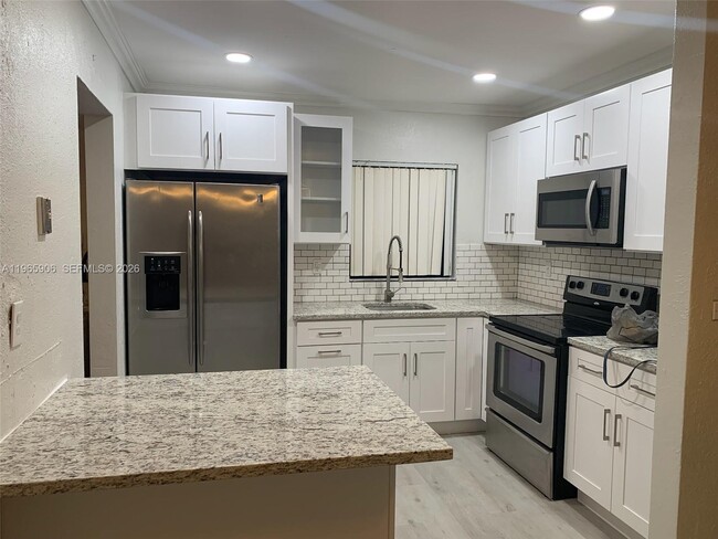 Building Photo - 1501 NW 174th St