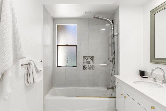 Building Photo - 46642 Arapahoe Cir