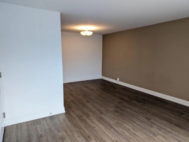 Building Photo - 780 Millersport Hwy