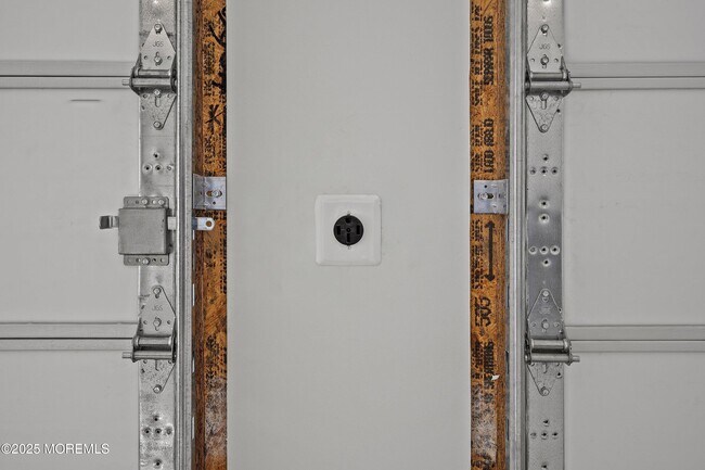 Building Photo - 19 Patrick Ct