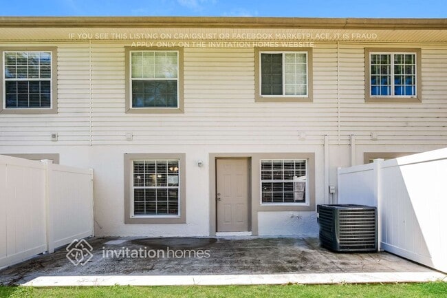 Building Photo - 140 Carol Susan Ln