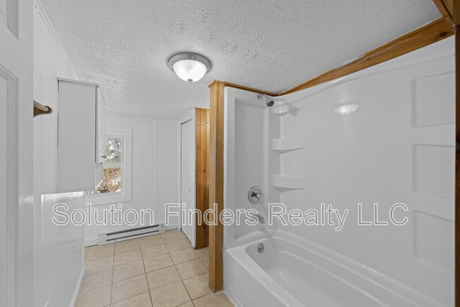 Building Photo - 42 N Main St