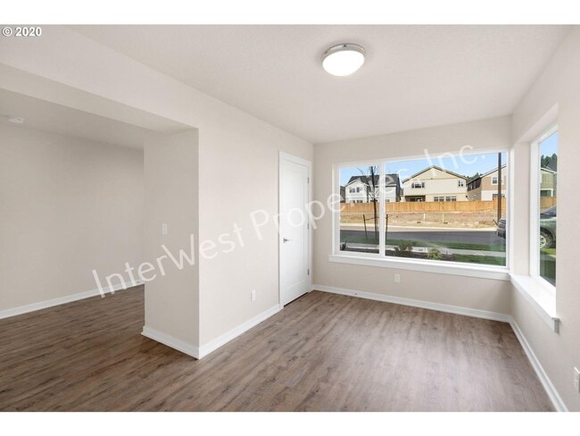 Building Photo - BEAUTIFUL NEWER CONSTRUCTION 4 BD HOME W/2...
