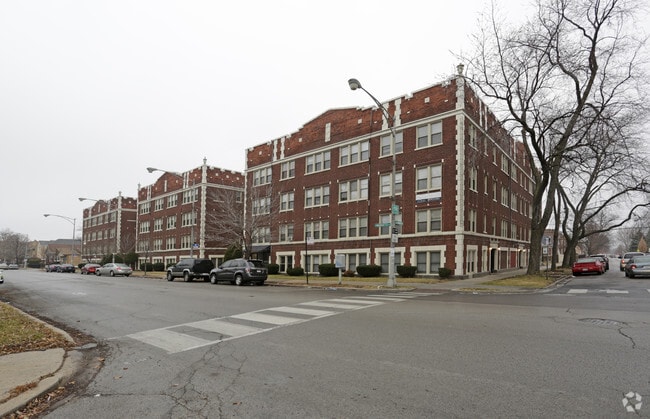 Primary Photo - 3000 W Marquette Rd