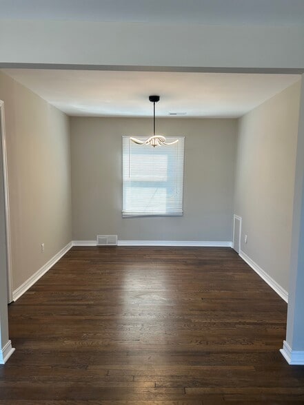 Dining Room - 2938 S Vine St