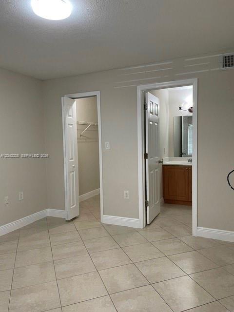 Building Photo - 10500 SW 155th Ct
