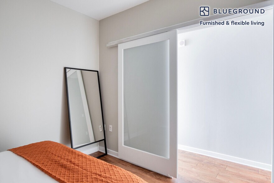 Building Photo - 1011 4th St NW