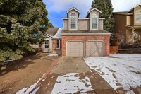 Building Photo - Home near Cottonwood Creek park!