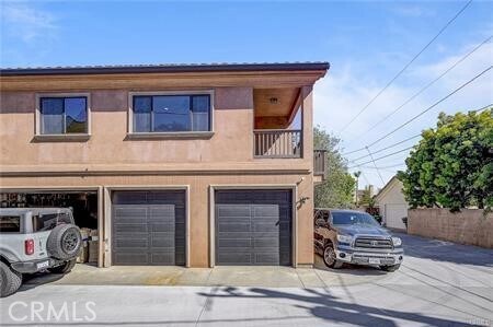 Building Photo - 1581 Tustin Ave