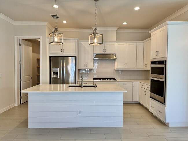 Building Photo - 14716 Kingfisher Lp