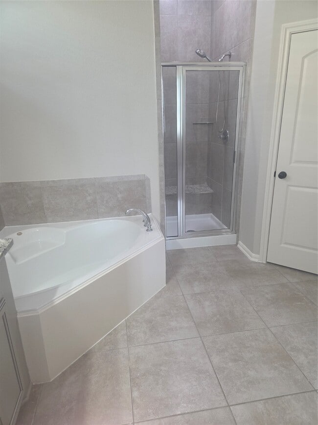 Building Photo - 18554 Jasmine Garden Pl