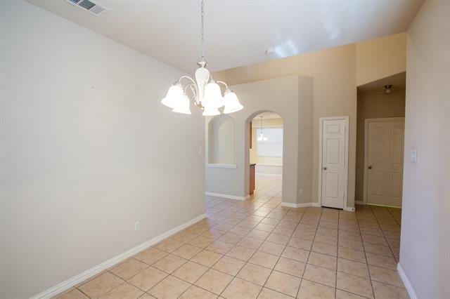 Building Photo - 2805 Gooseberry Dr