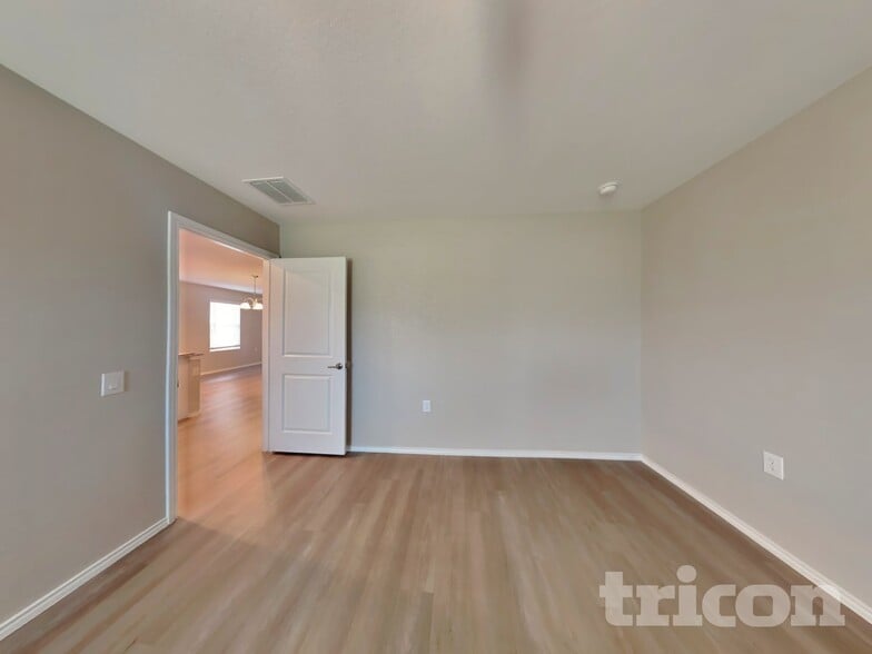 Building Photo - 7319 Rosada Way