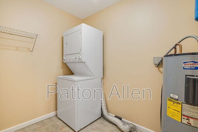 Building Photo - 56 Buffalo St