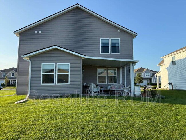 Building Photo - 33 Hollister Wy