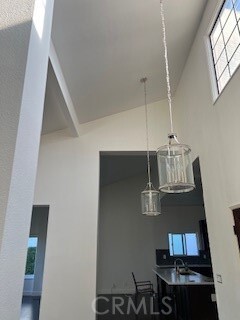 Building Photo - 6751 Alta Vista Dr