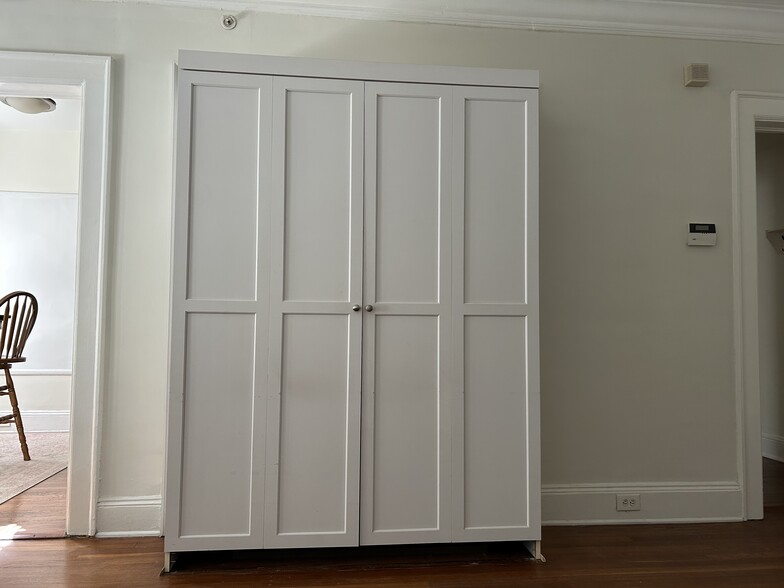 Building Photo - 61 16th St NE