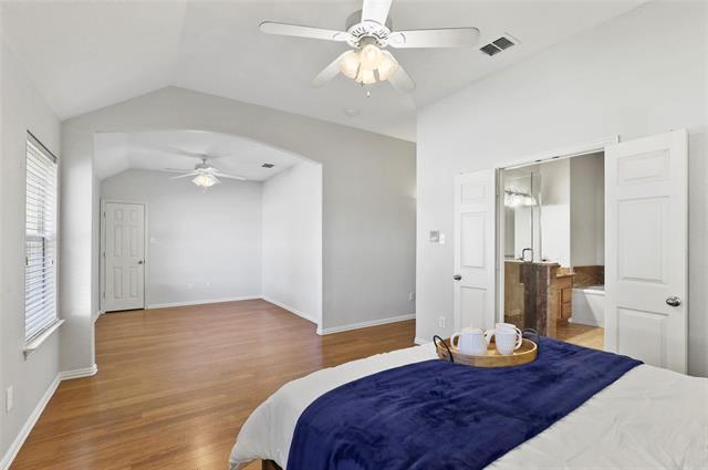 Building Photo - 11086 Mansfield Dr