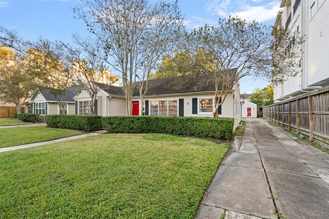 Building Photo - 2501 Dorrington St