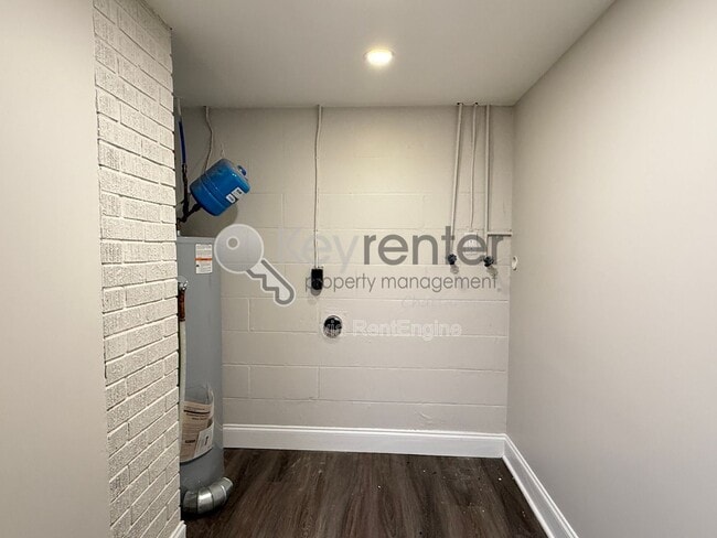 Building Photo - 4630 Sherry Ln