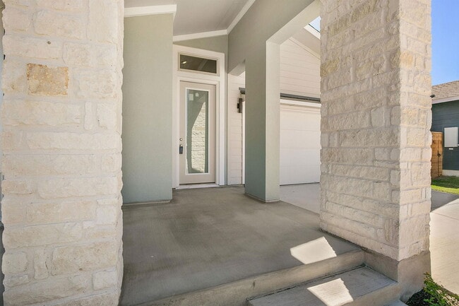 Building Photo - 8417 Yokohama Terrace