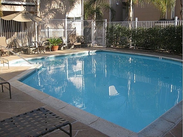 Building Photo - Cozy 1 Bed, 1 Bath Condo in Mira Mesa w/ Off-Street Parking!