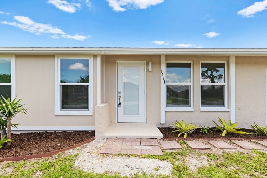 Building Photo - 1057 Tropical Ave NW