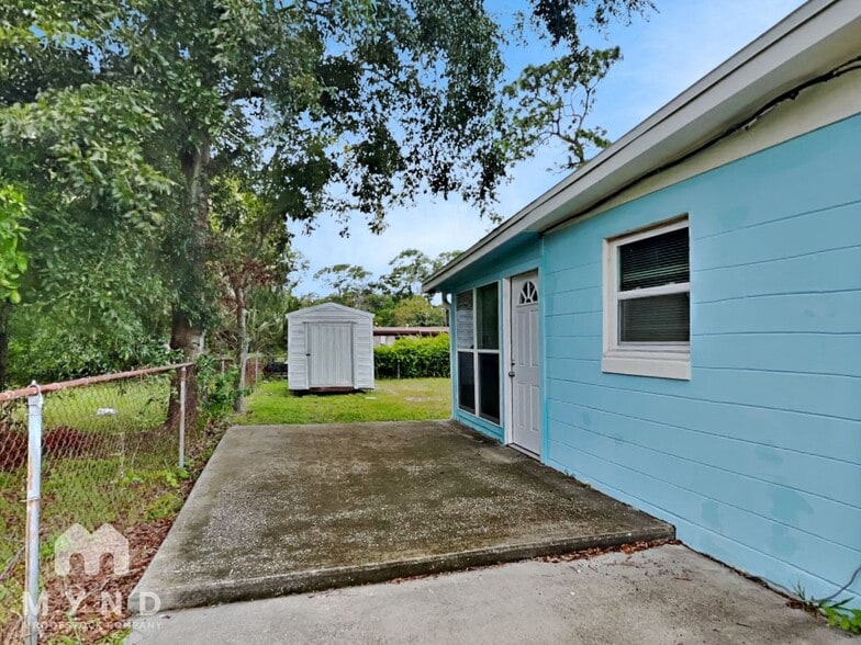 Building Photo - 10520 Monaco Dr